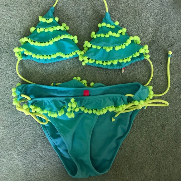 Victoria's Secret Other - VS Pom Pom Bikini Victoria's Secret Other - VS Pom Pom Bikini